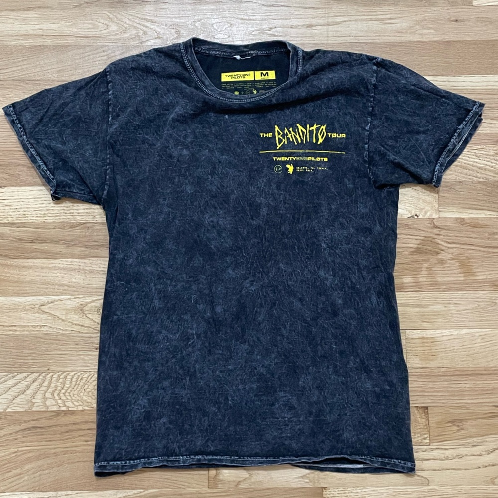 Twenty One Pilots 2018 The Bandito Tour size Medium